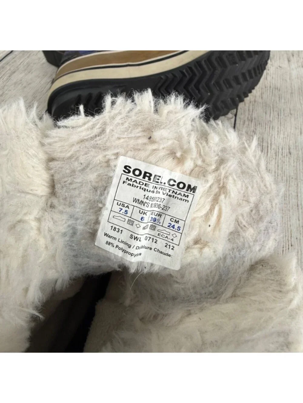 Sorel Tivoli Plaid Snow Boots Blue Black Checkered Pattern Waterproof Size 7.5